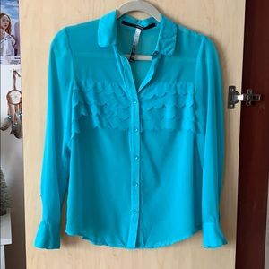 Kensie Scallop Detail Blouse